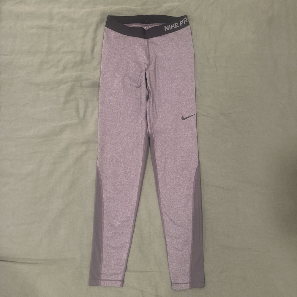 Nike Pro DriFit Women’s Leggings - Gray/Silver